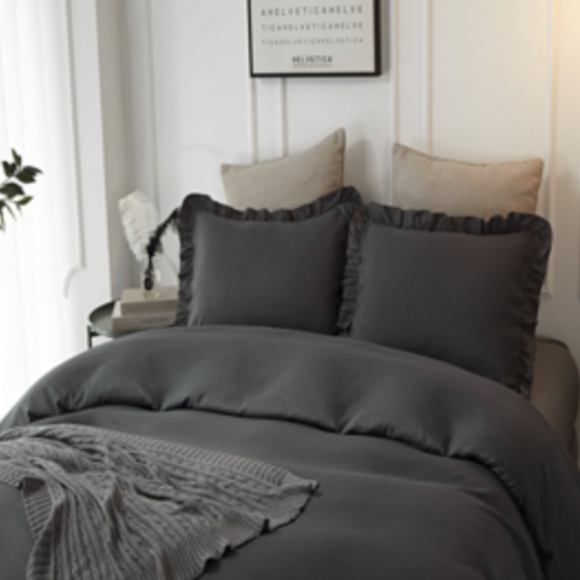 🆕⭐ Farmhouse ruffle charcoal grey duvet set - Picture 5 of 7